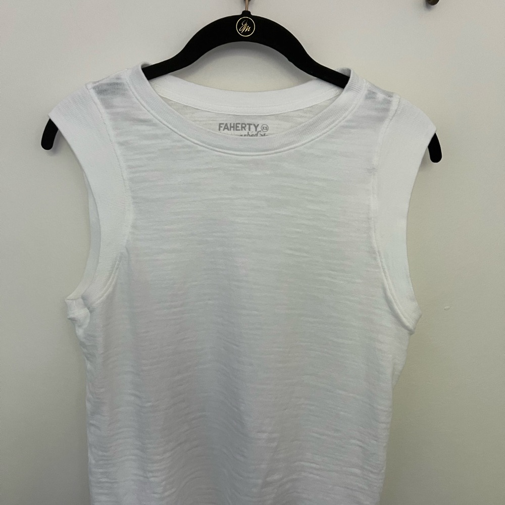 Faherty Women's Classic White Muscle Tee